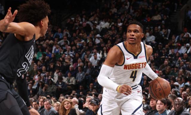 韦少回暖立功！变身掘金晴雨表：无愧板凳领袖