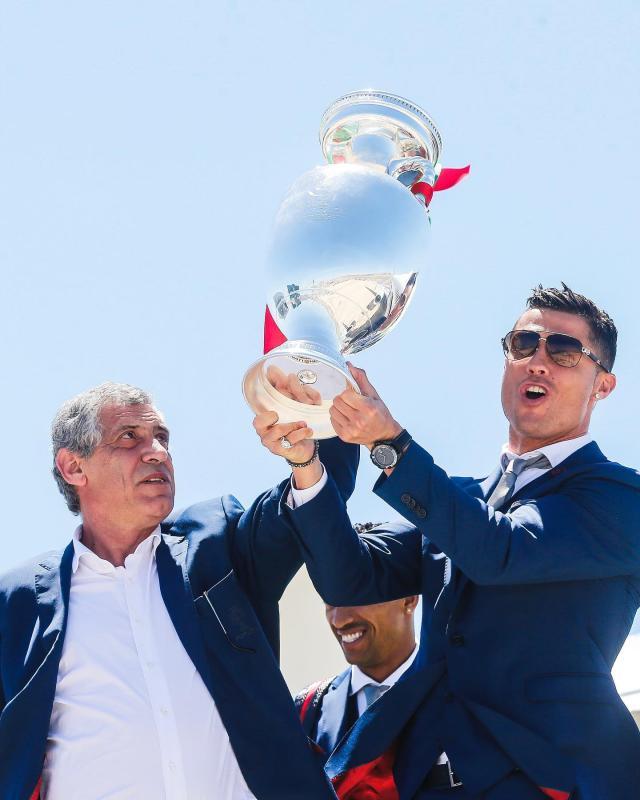 1671166032737062587.jpg 319722735_475768881306430_3989495771338646666_n.jpg