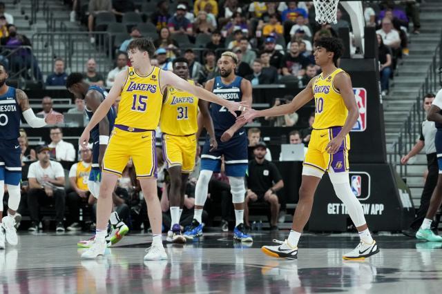 又是难求一胜的季前赛,今年的湖人跟去年有何不同