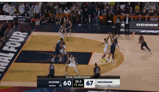 还有悬念!索罗·鲍尔干拔打板三分命中 康大剩37.2秒追到差4分